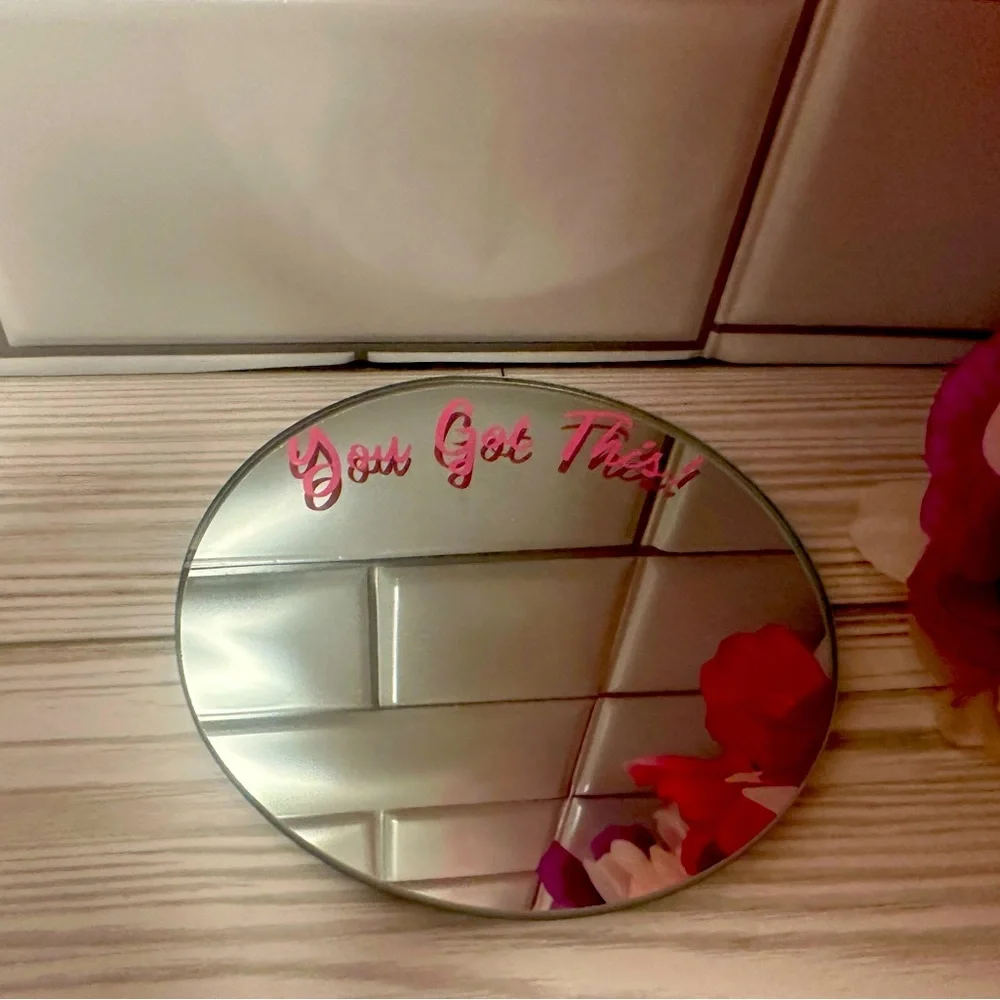 Note to Self (Reminder Mirror)